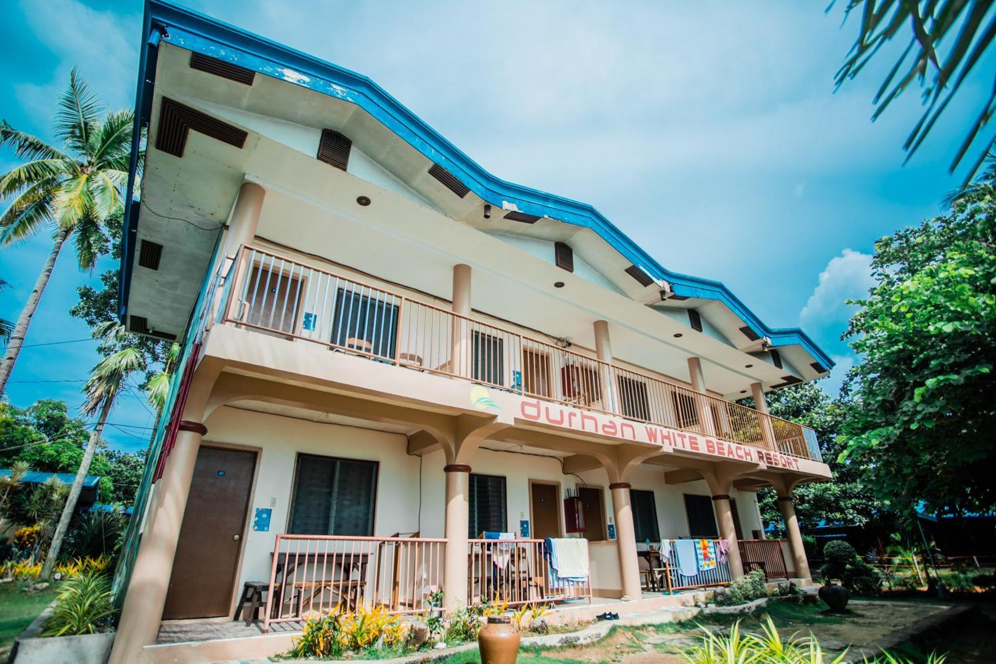Durhan White Beach Resort Powered By Cocotel Tabuelan Екстериор снимка